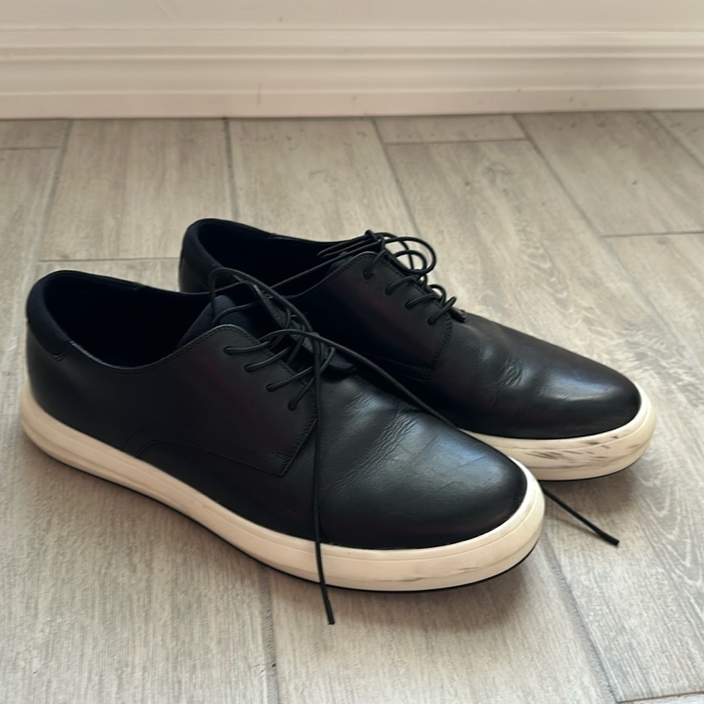 KENNETH COLE THE MOVER LACE UP